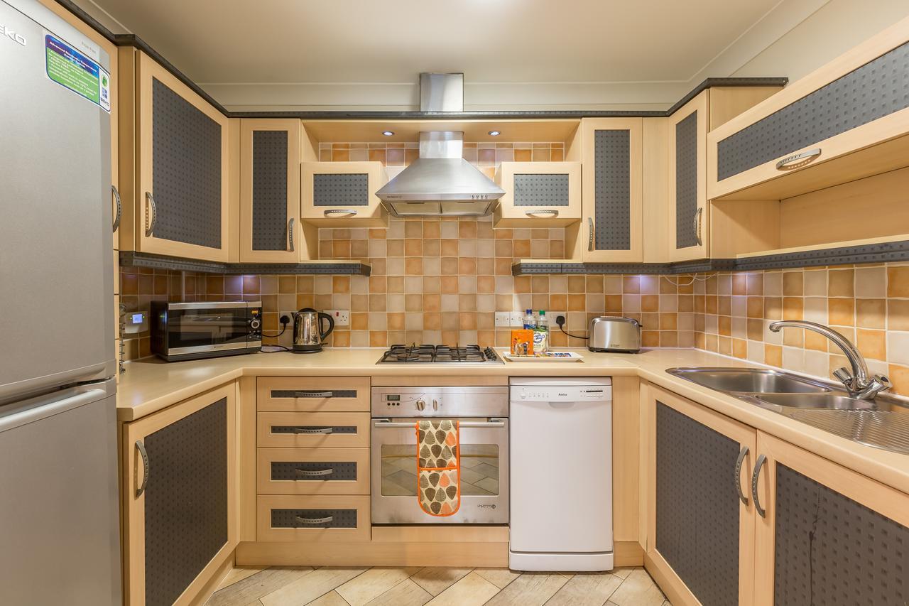 Stanshawe Court Aparthotel Ρίντινγκ Εξωτερικό φωτογραφία